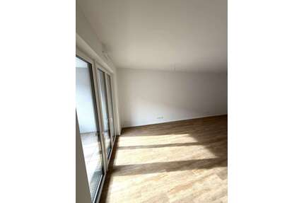 Wohnung zum Mieten in Hannover 1.987,26 € 120.44 m²