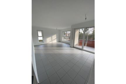 Helle Wohnung mit Balkon - 750,00&nbsp;EUR Kaltmiete, ca.&nbsp; 98,00&nbsp;m&sup2; in Puderbach (PLZ: 56305)