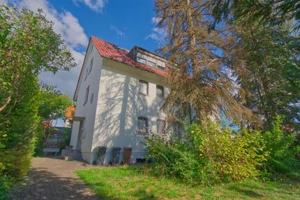 Gepflegtes Mehrfamilienhaus mit drei Wohneinheiten und großem Garten - Villingen-Schwenningen
