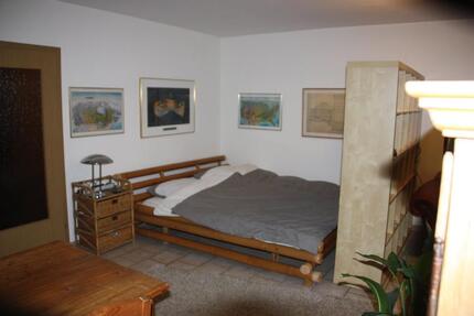 Geräumige, gepflegte, 1-Zimmer-Wohnung mit Loggia - Köln Porz