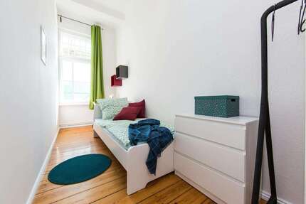 WG-Zimmer in Berlin 570,00 € 10 m²