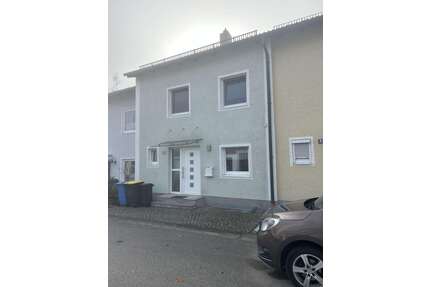 Haus zum Mieten in Pfarrkirchen 1.100,00 € 133 m²