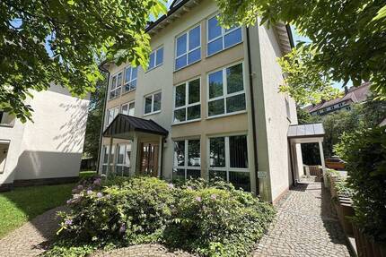 Kassel - Bad Wilhelmshöhe, Tolle 3 ZKB mit großer Terrasse