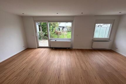 Modernisiertes Haus zur Miete - 1.490,00&nbsp;EUR Kaltmiete, ca.&nbsp; 105,00&nbsp;m&sup2; in Langerwehe (PLZ: 52379)