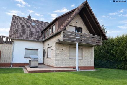 Ein Zweifamilienhaus mit Garten, Pool & viel Platz für Familie - Duderstadt