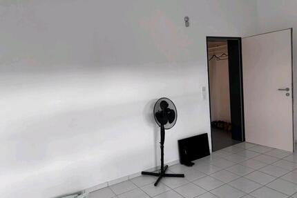 Vermiete 1 Zimmerwohnung - 350,00&nbsp;EUR Kaltmiete, ca.&nbsp; 36,00&nbsp;m&sup2; in Kefenrod (PLZ: 63699)