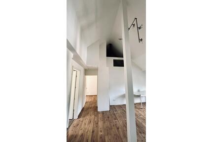 Frisch sanierte 2-Zimmer-Dachgeschosswohnung, Marktplatz Boppar - Boppard