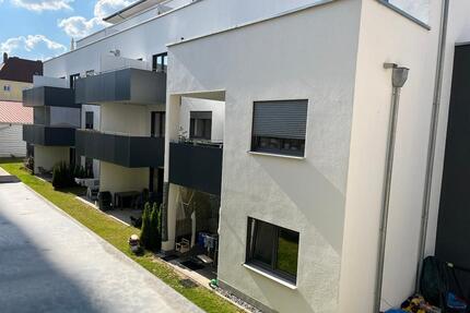 Hübsche moderne 4-Zi WHG mit Terasse Neubau SR Süd Toplage - Straubing