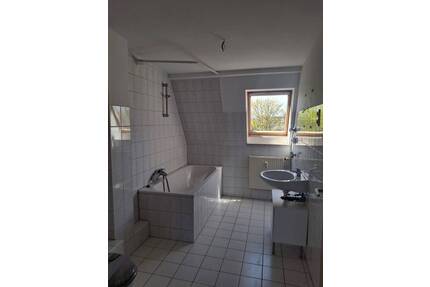 Schöne helle 2 ZKB mit Einbauküche im 4.OG zu vermieten - Bremerhaven Lehe