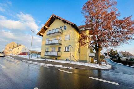 Gepflegtes Mehrfamilienhaus mit 11 Wohneinheiten in Mittweida zum Kauf - Lauenhain