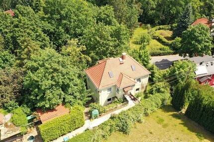 Zweifamilienhaus mit ausbaufähigem Dachgeschoss in Moritzburg OT Boxdorf
