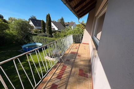 Tolle 4,5-Raum-Wohnung (100m2) im Zweifamilienhaus - Bad Oeynhausen Rehme