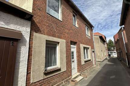 Haus zum Kaufen in Grevesmühlen 70.000,00 € 85 m²