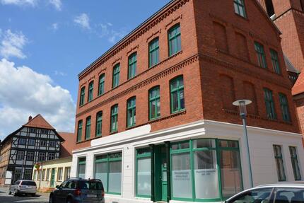 Schöne Dachgeschoss Wohnung in Grabow direkt in der Stadt!