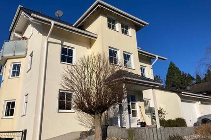 Helle und großzügige 3 ZKB-Wohnung in Niestetal-Heiligenrode.