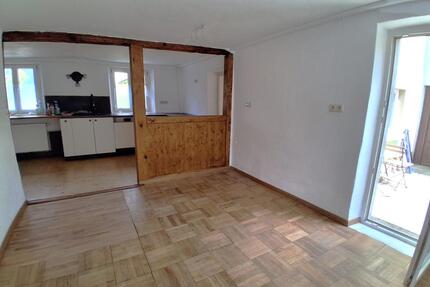 charmantes Haus zur Miete - 750,00&nbsp;EUR Kaltmiete, ca.&nbsp; 81,00&nbsp;m&sup2; in Sugenheim (PLZ: 91484) Deutenheim