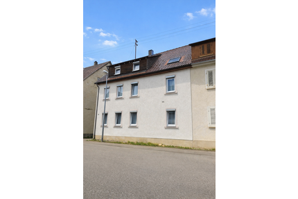 Haus zum Kaufen in Nürtingen 570.000,00 € 243 m²