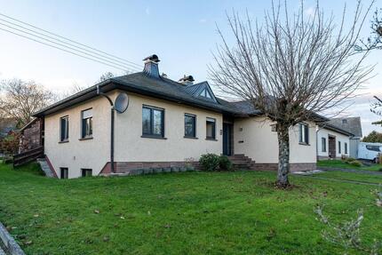 Einfamilienhaus mit Einliegerwohnung in Sinspelt zum Vermieten - Mettendorf