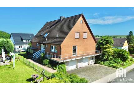 Haus zum Kaufen in Grebenstein 299.000,00 € 225 m²