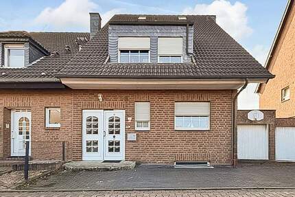 Großzügiger Wohntraum in Willich - Doppelhaushälfte mit Pool, Wintergarten und separater Einheit