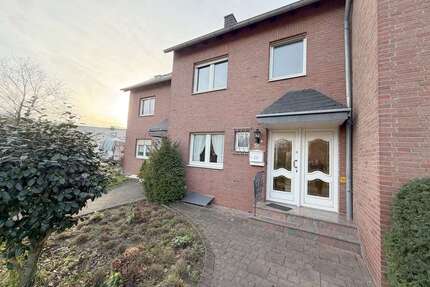 Haus zum Kaufen in Neuss 399.000,00 € 148.61 m²