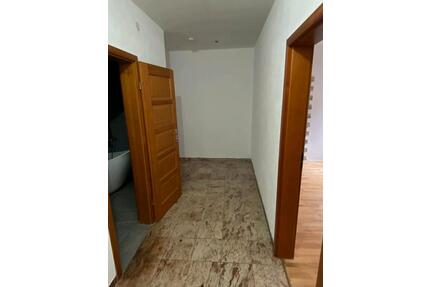 4 Zimmer Wohnung - 1.300,00&nbsp;EUR Kaltmiete, ca.&nbsp; 110,00&nbsp;m&sup2; in Lichtenstein (PLZ: 72805)