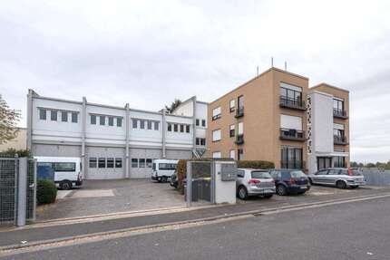 Haus zum Kaufen in Hochheim 1.600.000,00 € 300 m²