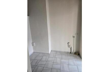 EG-Wohnung - 2.300,00&nbsp;EUR Kaltmiete, ca.&nbsp; 150,00&nbsp;m&sup2; in Pinneberg (PLZ: 25421)