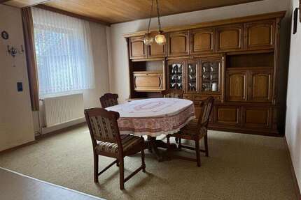 Haus zum Kaufen in Oberöfflingen 129.000,00 € 125 m²