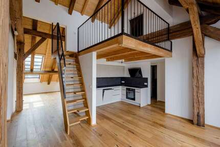 Wohnung zum Kaufen in Traunstein 725.000,00 € 121.14 m²