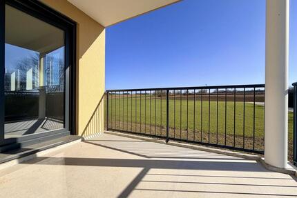 Neubau-Erstbezug: Großzügige 3-Zimmer-Wohnung mit Süd-Loggia - Roßbach