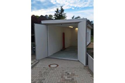 Große, freistehende Garage - 250,00&nbsp;EUR Kaltmiete, ca.&nbsp; 29,70&nbsp;m&sup2; in Stuhr (PLZ: 28816)