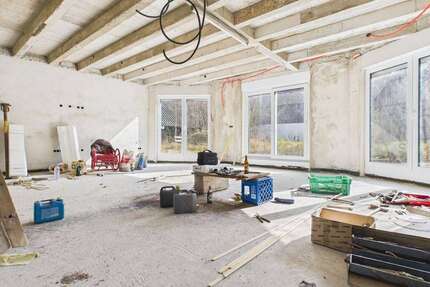 Haus zum Kaufen in Villenbach 470.000,00 € 305.88 m²