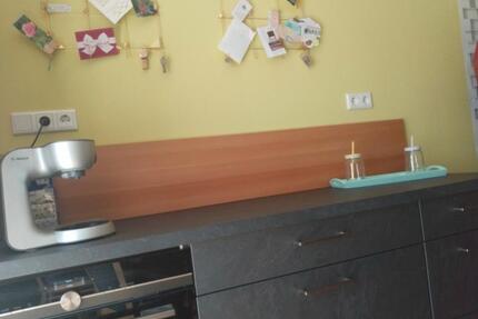 helle freundliche Wohnung - 900,00&nbsp;EUR Kaltmiete, ca.&nbsp; 90,00&nbsp;m&sup2; in Zellingen (PLZ: 97225)