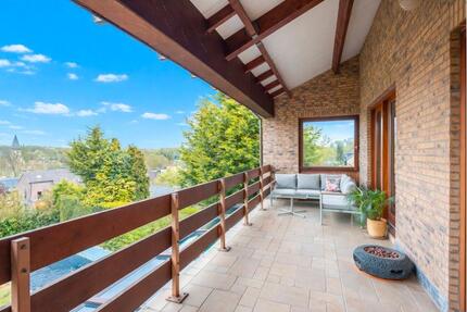 Einfamilienhaus mit Panoramablick direkt an der Grenze - Herzogenrath