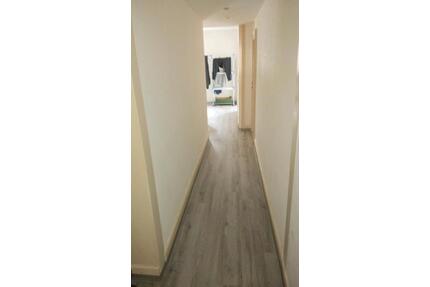 1 Zimmer in 3er WG - 550,00&nbsp;EUR Kaltmiete, ca.&nbsp; 100,00&nbsp;m&sup2; in Waldkirch (PLZ: 79183)