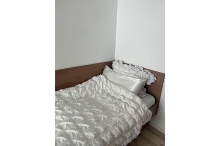 WG Zimmer in Garching super Lage! (Nur Frauen) - Garching bei München