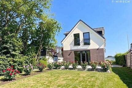 Zukunftssicher Wohnen: Neubau Doppelhaus zum Erstbezug mit großem Westgarten - Schenefeld