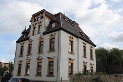 Verkaufe Mehrfamilienh. 360m² Wohnfl., 1030m² Grundstück - Crimmitschau