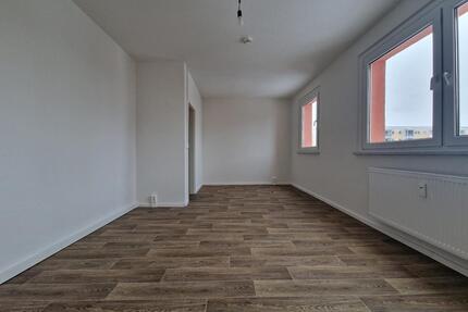 Großzügige Wohnung mit viel Platz zum Wohlfühlen! - Halle (Saale) Halle-Neustadt