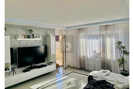 GEMÜTLICHE 3.5 ZIMMER WOHNUNG - 295.000,00&nbsp;EUR Kaufpreis, ca.&nbsp; 93,00&nbsp;m&sup2;&nbsp;Wohnfl&auml;che in Laufenburg (PLZ: 79725)