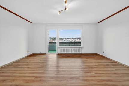 Wohnung zum Kaufen in Pforzheim 208.000,00 € 109.48 m²