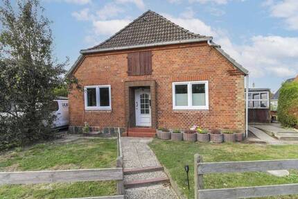 Moderne Technik trifft Gestaltungsfreiraum: Ihr Sanierungsprojekt mit Herz in Breitenfelde