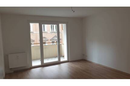 Gemütliche 3-Zimmer-Wohnung mit Balkon in Dresden Wilsdruffer Vorstadt