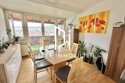 Dachgeschosswohnung mit 5 Zimmern und Balkon im Zentrum von Tauberbischofsheim