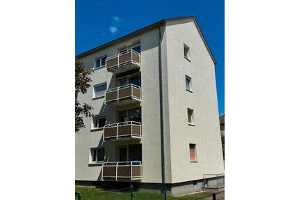 Gepflegte 3-Zimmer-Wohnung mit Balkon und Parkplatzt in Grünstadt