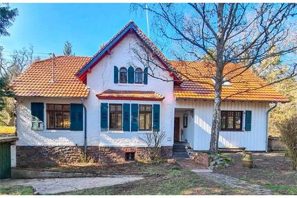 Landhaus Villa VB - 450.000,00&nbsp;EUR Kaufpreis, ca.&nbsp; 281,00&nbsp;m&sup2; in Schleiden (PLZ: 53937)
