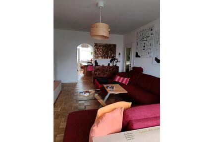 Lichtdurchflutete 4 Zimmer Wohnung - Melsdorf