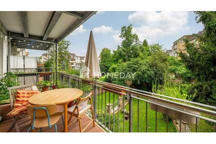 Charmante 4-Zimmer-Wohnung mit grünem Balkonblick - langfristig denken, clever handeln - Bonn Zentrum