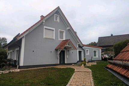 Einfamilien Haus zu vermieten - 1.400,00&nbsp;EUR Kaltmiete, ca.&nbsp; 140,00&nbsp;m&sup2; in Pegnitz (PLZ: 91257)